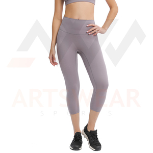<b>Women</b> high quality legging 180g 100%polyester spandex customized logo gym fitness best quality different color ladies <b>Capri</b> - Product Image 1