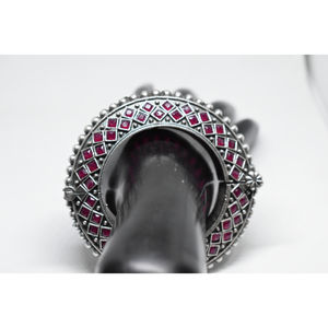 กำไลข้อมือแบบเปิดได้ ดีไซน์ตะวันตก รูปแบบอินเดีย ทำมือ งานดีไซเนอร์  วัสดุคล้ายเงิน สำหรับเด็กหญิงและสตรี ปี 2026 - Product Image 3