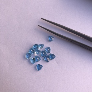 4mm 5mm Topaze Bleue Suisse Naturelle Trillion de Pierres Précieuses Calibrées Coupe Prix de Gros Pierres en Vrac pour la Fabrication de Bijoux Boutique en Ligne - Product Image 1