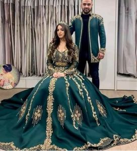 ROBE CAFTAN ÉVASÉE 2022 avec BRODERIE LOURDE DABKA PERLES DE VERRE EN CRISTAL & PIERRE TRAVAIL DENTELLE & SEQUIN DÉCORATION pour FÊTE-WEAR - Product Image 1