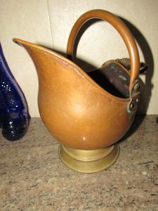 Seau à charbon de cendres enduit de poudre d'orange vibrant avec poignée portable, parfait pour le jardinage élégant et les outils d'intérieur et d'extérieur - Product Image 3