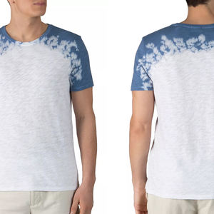 Camiseta blanca cómoda de cuello redondo, estilo casual, con diseño personalizado OEM, teñida con técnica tie-dye, para niños. - Product Image 4