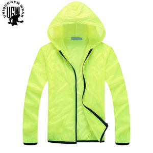 UNIQUE GYM WEAR Veste coupe-vent à capuche pour homme, hiver, coupe ajustée, imperméable, coupe-vent, séchage rapide, tissu polyester/coton - Product Image 5
