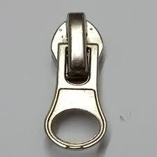 Cremallera deslizante de metal personalizable de alta calidad al por mayor aleación de zinc de bloqueo automático con color de marca para diseños de cremallera personalizados - Product Image 5