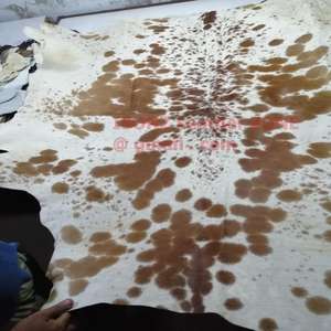 Alfombra de cuero de vaca real alfombra de piel de vaca con el hueco en relieve pelo de cuero - Product Image 2