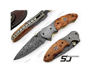 Couteau de poche pliable de survie pour le camping et la chasse en plein air, conçu sur mesure, lame en acier, bord dentelé, pied de mouton, damas, bois - Product Image 1