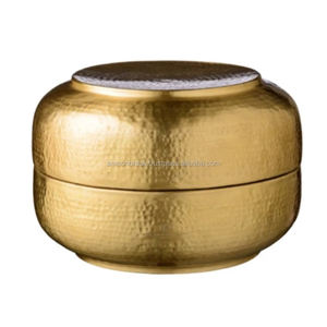 Nouveau design de meubles en métal décoratifs pour la maison meubles de table basse ronde martelée en laiton fini antique - Product Image 1