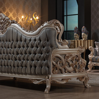 Modernes Chesterfield-Sofa der Royal-Serie, Wohnzimmermöbel mit Metallrahmen, Stilvolle Couch für Esszimmer und Hotelgebrauch