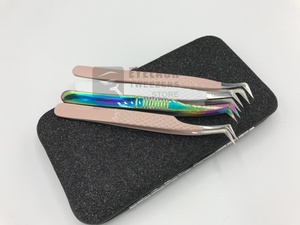 Pince à épiler d'extension de cils de volume russe de marque privée en acier inoxydable personnalisée de haute qualité en gros de fibres durables testées à la main - Product Image 4