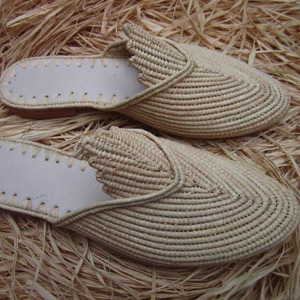 Mocassins marocains en raphia faits à la main, chaussures en raphia tissées à la main - Product Image 1