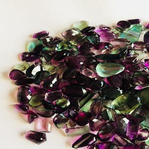 Pierre précieuse lâche de fluorite naturelle de qualité AAA certifiée IGI traitée thermiquement - Product Image 4