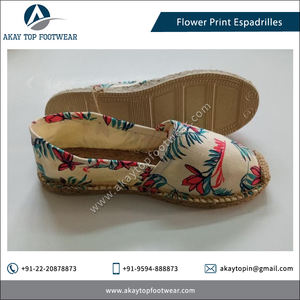 Espadrilles en toile légère les plus vendues avec fermeture à enfiler à imprimé floral Top Exporter's World-Wide Popular Flats Shoes - Product Image 4
