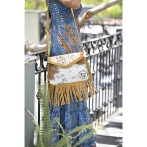 Bolso de hombro para mujer de diseñador LW estilo americano cuero de vaca pelo ocultar flecos occidentales borlas cuero genuino portátil primavera - Product Image 1