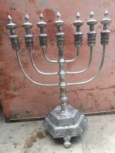 Bougeoir Menorah en aluminium, 10 pièces, vente en gros - Product Image 3
