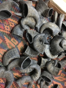 บัฟฟาโลแห้งฮอร์นสำหรับสุนัขเป็นบรันช์ - Product Image 3