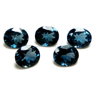 Topaze de haute qualité pierre précieuse en vrac fabrication de bijoux pierre topaze forme mixte taille calibrée à facettes pierre précieuse topaze bleue de Londres - Product Image 1