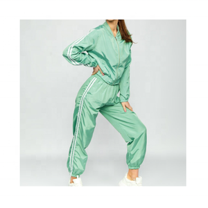 Chándal de cintura elástica para mujer, chándal reflectante, ajustado, a la moda, de verano, disponible en precios económicos - Product Image 5