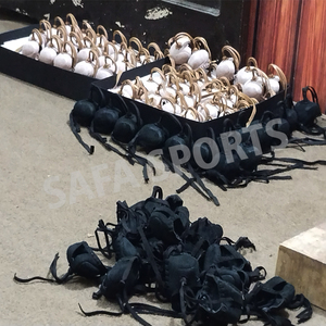 Capuche en cuir souple de haute qualité personnalisable pour la fauconnerie arabe, vente en gros pour une utilisation en extérieur - Product Image 1