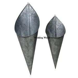 Vendita calda fioriera zincata a forma di cono tasca a parete all'ingrosso a basso prezzo forniture da giardino fioriera in ferro
