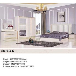 34070-8382 Modern <b>Bedroom</b> <b>Set</b> - Product Image 1