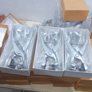 Pinza de Tatuaje Veterinaria de Aluminio Reutilizable y Ecológica de Alta Calidad al por Mayor para Perros y Ganado - Product Image 3