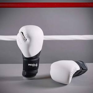 Gants de boxe professionnels confortables en PVC avec logo personnalisé et dragonne réglable légers et antidérapants - Product Image 5