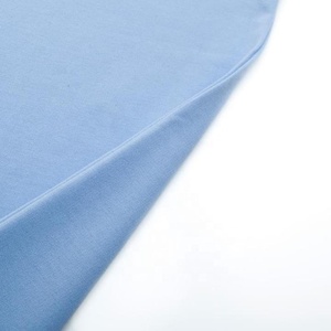 เสื้อโปโลผู้ชายขายส่ง สีฟ้าอ่อน ผ้าฝ้าย แขนสั้น สีพื้น เรียบง่าย สั่งทำโลโก้ได้ คุณภาพสูง จำนวนมาก - Product Image 5