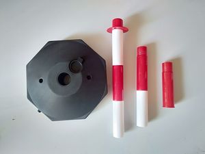 Barriera di Avvertimento Riflettente in Plastica con Base Riempibile con Acqua o Sabbia - Product Image 2