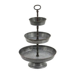 Présentoir à gâteaux décoratif en métal galvanisé à 3 niveaux Présentoir à gâteaux décoratif rond Présentoir à pâtisserie pour mariage Maison - Product Image 1