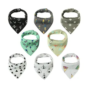 Bavoirs bandana unisexe en coton biologique de qualité supérieure imprimés numériquement naturels et doux pour les nourrissons et les tout-petits lavables certifiés GOTS pour l'alimentation - Product Image 1