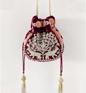 2021 elegante diseñador Veet Potli bolso de noche de seda con trabajo de bordado Zari para bodas y fiestas - Product Image 1