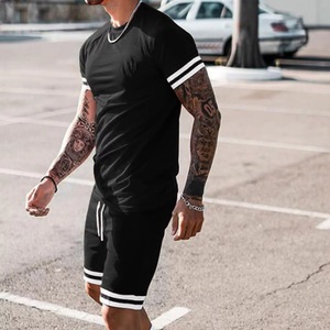 Camiseta deportiva de alta calidad para hombre, conjunto de camisetas y pantalones cortos con logotipo personalizado, secado rápido, verde, negro, 100% - Product Image 5