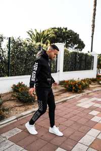 Survêtement en tissu polyester pour homme, à utiliser en salle de sport, en noir brillant, logo personnalisé, options de taille plus, XXL XL, techniques d'impression, saison hivernale - Product Image 6