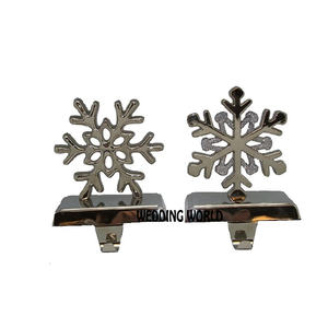 Soporte de medias de metal Forma personalizada Soporte de diseñador hecho a mano Acabado en plata Venta al por mayor Soporte de medias nuevo de lujo - Product Image 6