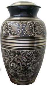 Urne de cendres de souvenir en laiton métallique de conception traditionnelle Conteneur de cendres humaines de qualité superfine Urnes de cendres mémorables à vendre - Product Image 4