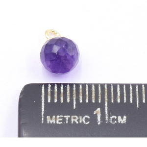 Pendentif rond en améthyste plaqué or 18 carats, 10-12 mm avec bélière pour la fabrication de bijoux - Product Image 3