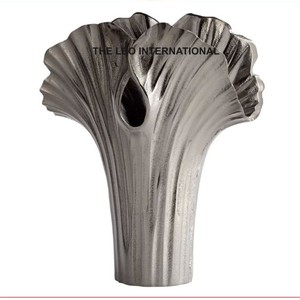 Vase décoratif et métal aluminium, design magnifique pour la maison, la chambre à coucher, le salon, le bureau, la table de mariage - Product Image 2