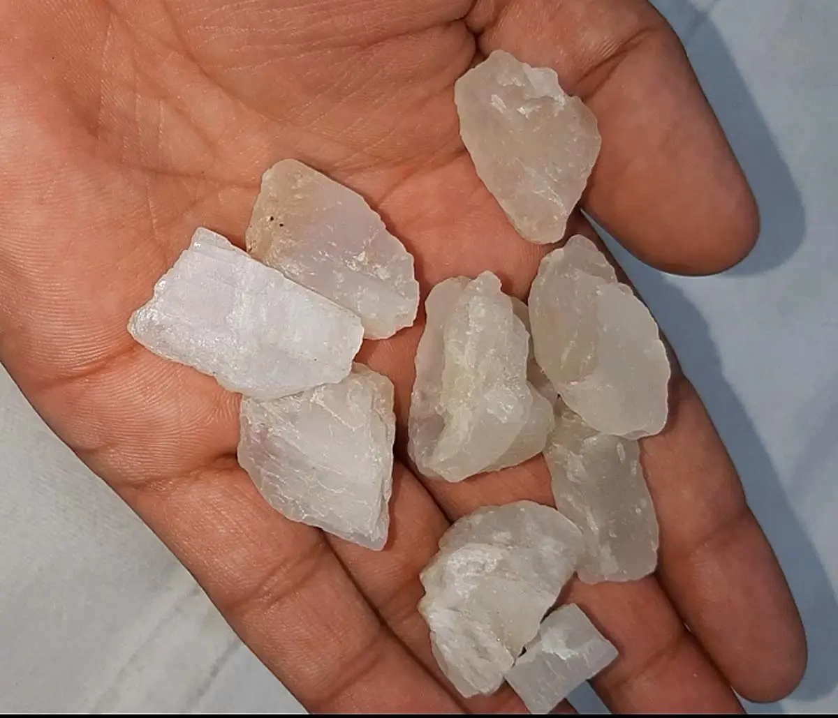 Batu permata Moonstone hari khusus alami perhiasan ukuran bebas batu mentah untuk grosir batu permata baru untuk pria dan wanita