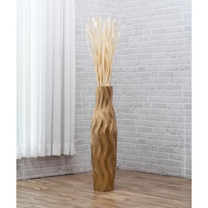 Vase de sol contemporain en bronze avec motif ondulé, fait main, idéal pour un cadeau de pendaison de crémaillère - Product Image 2