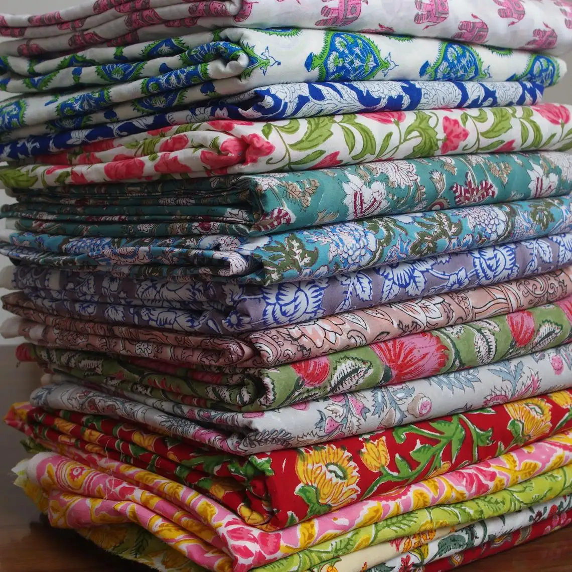 Wholesale Handmade Cotton Fabric Hand Block Print Cotton Fabric Garments Fabric