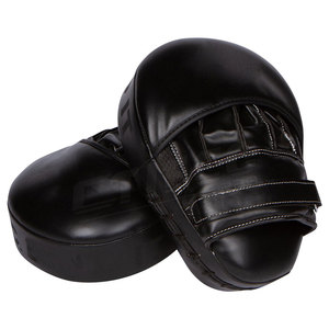 Maniquí de cuero de calidad profesional para boxeo y entrenamiento de MMA, almohadillas de enfoque y manoplas de perforación - Product Image 1