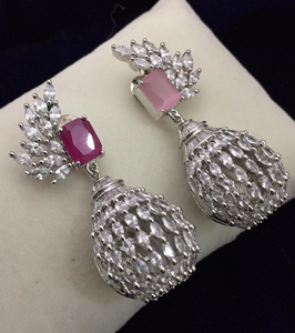 Style traditionnel Vert Onyx Poire Rectangle Pierres Précieuses Boucle D'oreille Impressionnant 925 Argent Plaqué Or Prong Ensemble Zircin Dangle Boucle D'oreille - Product Image 5