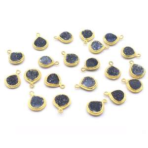 Colgante de Plata de Ley 925 con Forma de Corazón de Drusa Negra, Chapado en Oro, Hecho a Mano para la Creación de Joyas - Product Image 1