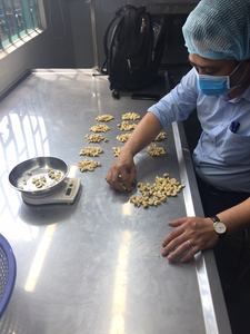 เม็ดมะม่วงหิมพานต์อบแห้งคุณภาพดีที่สุด 100% ของแท้จากเวียดนาม เกรด A ยี่ห้อ Agrikim ส่งตรงจากคุณเฮนรี่ +84368591192 ราคาสุดคุ้ม - Product Image 5