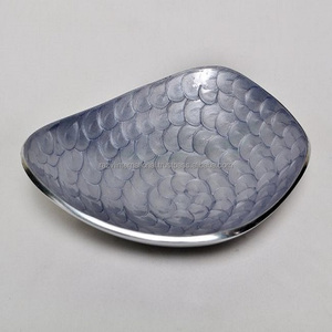 Bol en métal en aluminium de style classique écologique avec des points multicolores Technique personnalisée pour les occasions de fête - Product Image 3