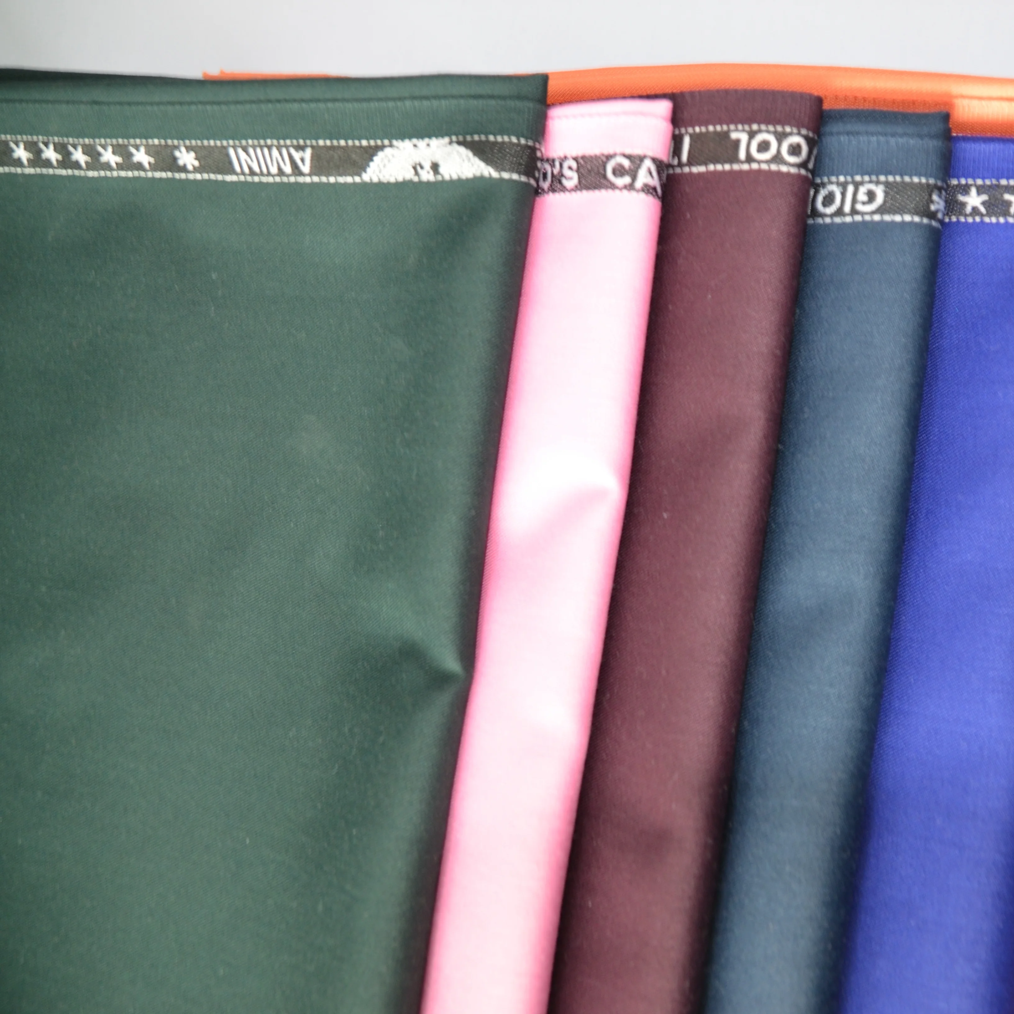 Подходящая ткань хорошего качества по лучшей цене, сделайте заказы