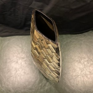 Jarrón de Mesa con Incrustaciones de Madreperla, Estilo Europeo de Diseño Moderno, con Esmalte Transparente, Marca Huong Dang - Product Image 4