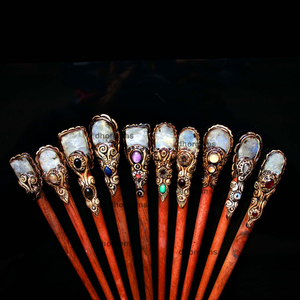 Palos de pelo de flor de madera natural, arcilla de cocomelon, palos de cristal de polímero, embrague de cristal, monedero, lápiz de puntos de cristal - Product Image 1