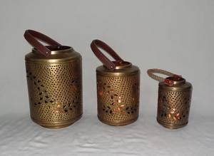 Premium Vintage métal chandelier décoration de la maison à la main bougeoir chandelier décor Miniature décor à la maison Art cadeaux utilisation - Product Image 3