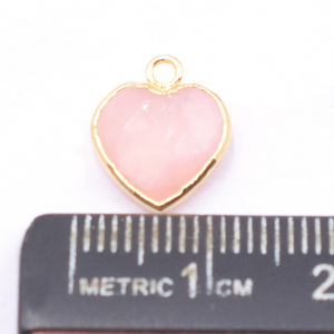 Pendentif élégant en forme de cœur en opale rose 11-13MM en laiton plaqué or avec caution pour la fabrication de bijoux et de composants - Product Image 3